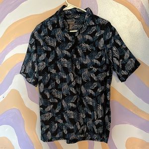Hawaiian button up